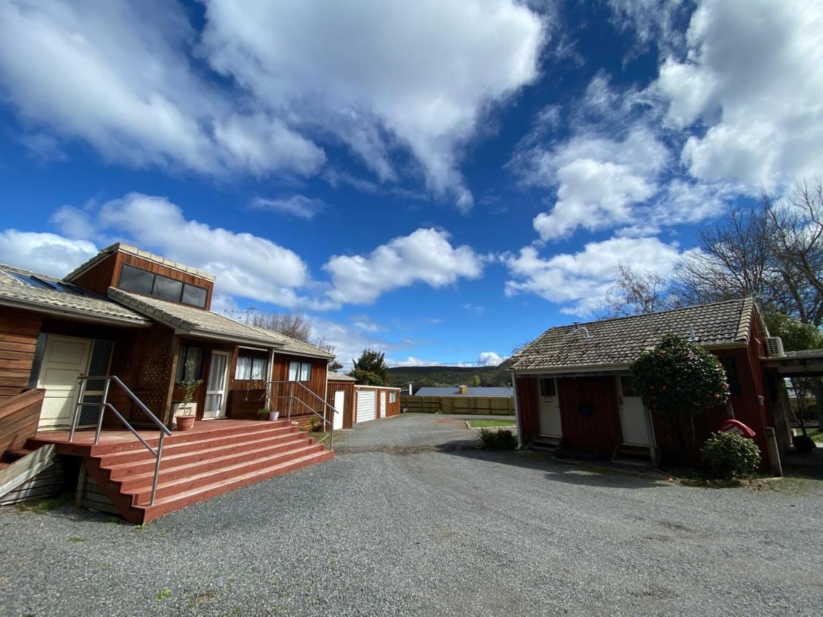 Motuoapa Bay Chalets Turangi Exteriör bild