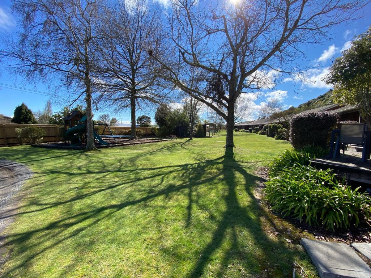 Motuoapa Bay Chalets Turangi Exteriör bild