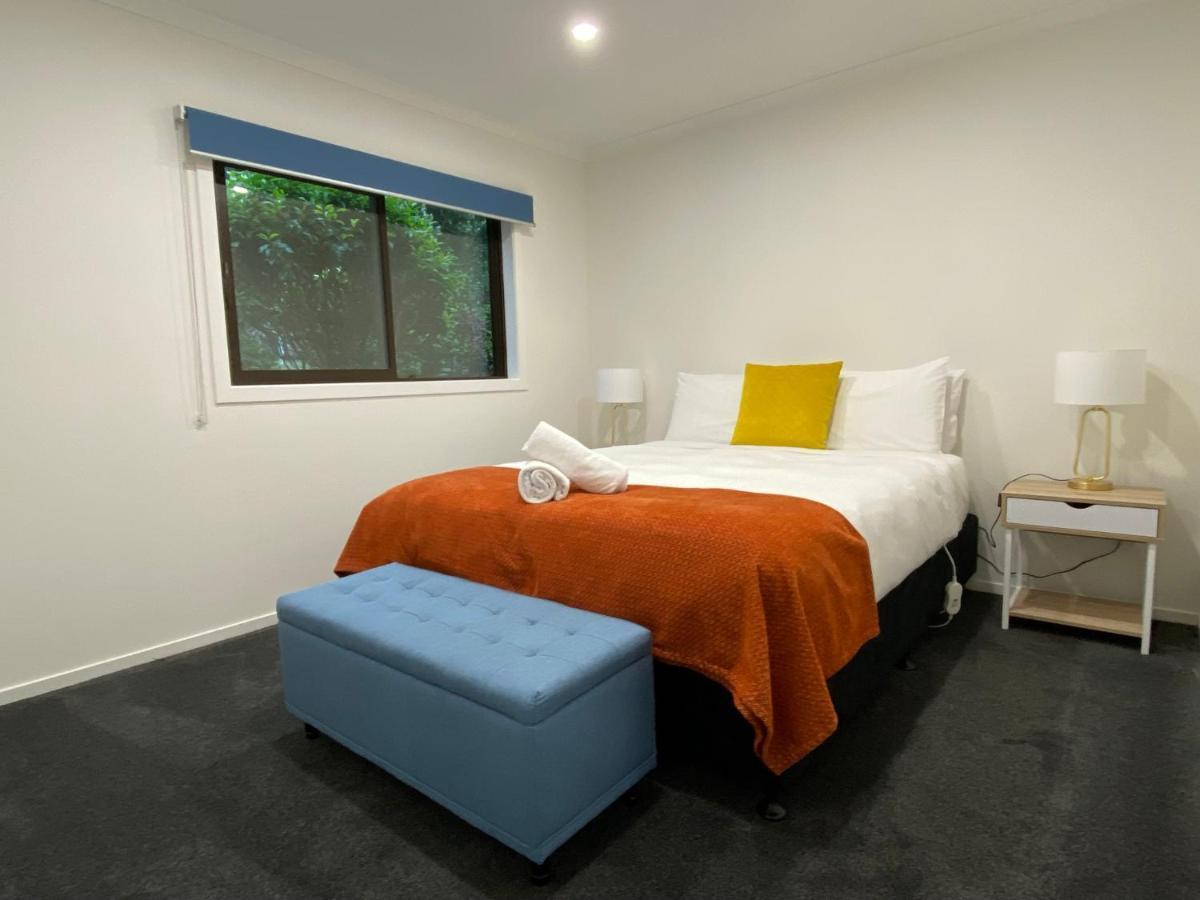 Motuoapa Bay Chalets Turangi Exteriör bild