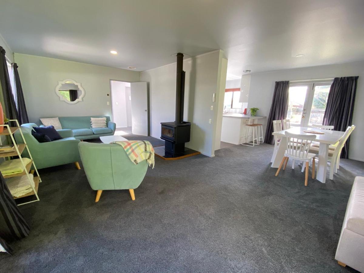 Motuoapa Bay Chalets Turangi Exteriör bild