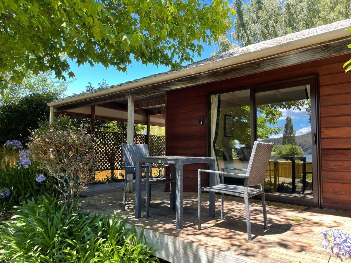 Motuoapa Bay Chalets Turangi Exteriör bild